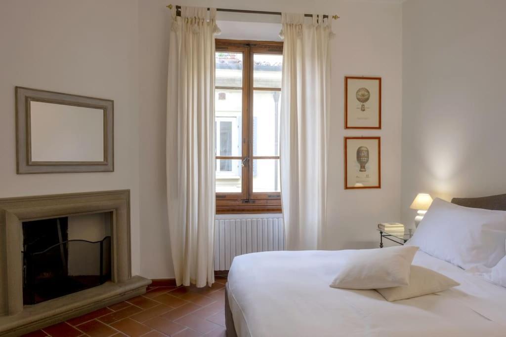 Apartamento D/t Elegant & Spacious Flat 2' Walk Train Station Florencia